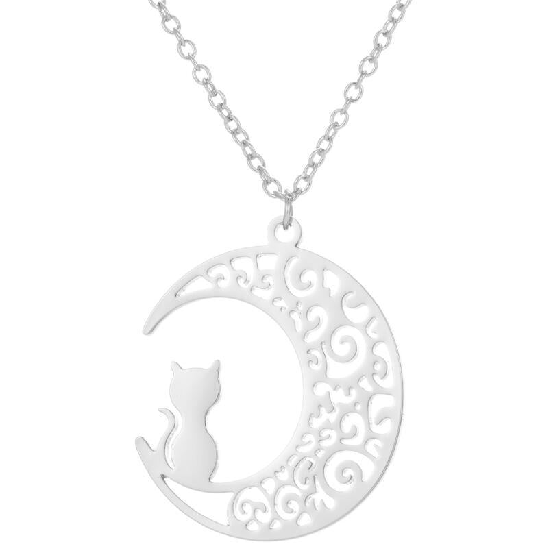 Hollow Moon Cat Clavicle Chain