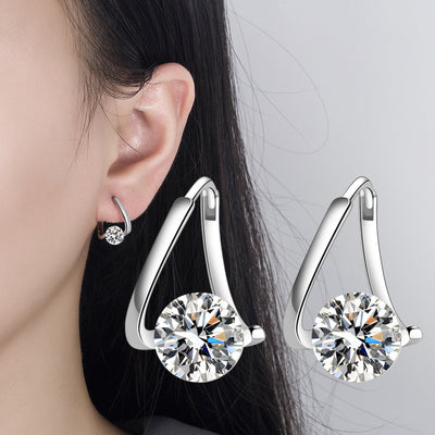 Women's Graceful And Fashionable Personalized Diamond Stud Earrings