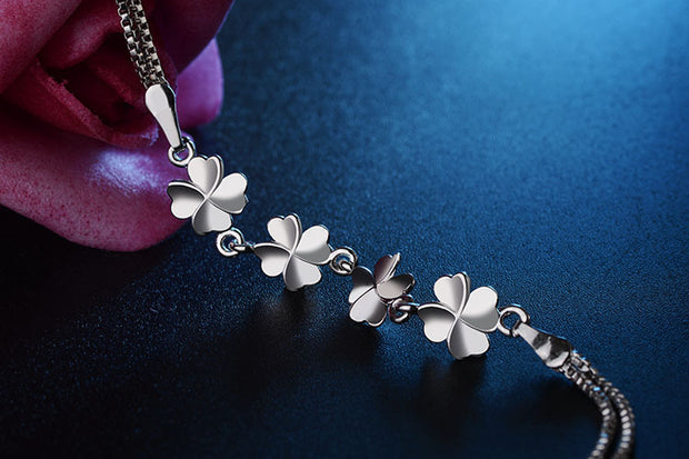 Women's Fashion Flower Four Leaf Clover Bracelet