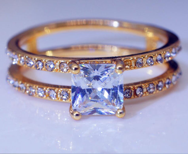 Gold Double Diamond Crown Ring Europe and America Diamond Princess Engagement Ring